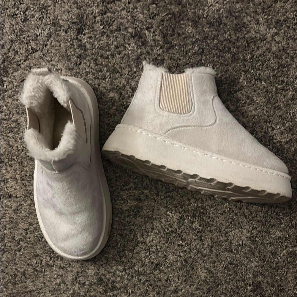 White Fur-Lined platform Booties